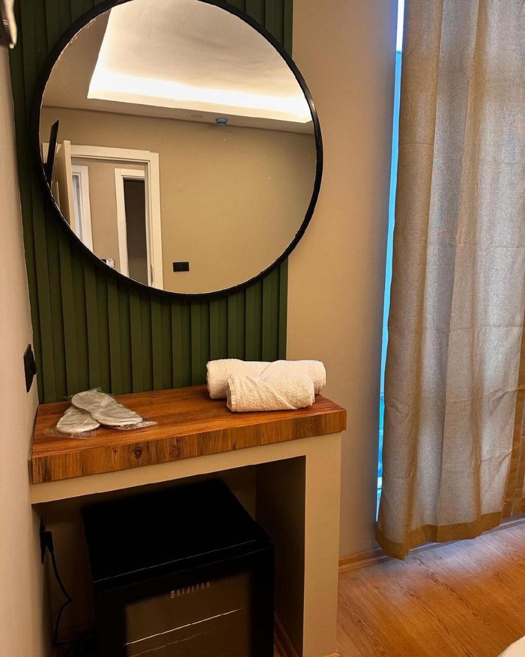 Red Castle & Pub Hotel 3*